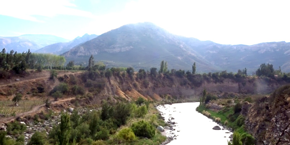 8 Maipo River and mountains